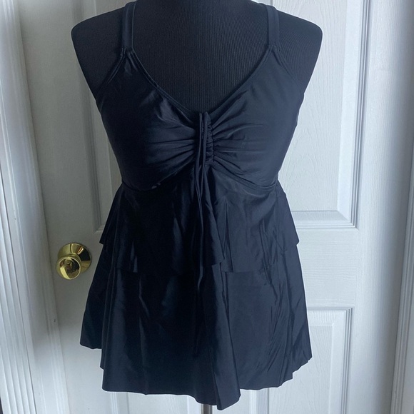 Black Tankini Swimsuit Adjustable Straps Flowy Layers sz XL NWOT - Picture 1 of 13